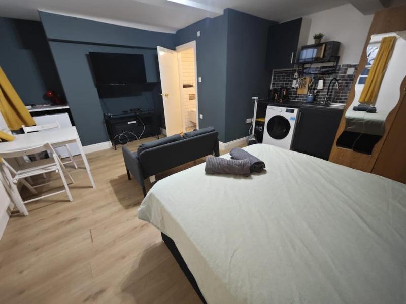 New Studio Flat In Old Street - Zone 1 Apartment London Exterior photo